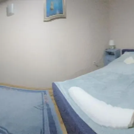 Bonem 1 Apartman * Градишка
